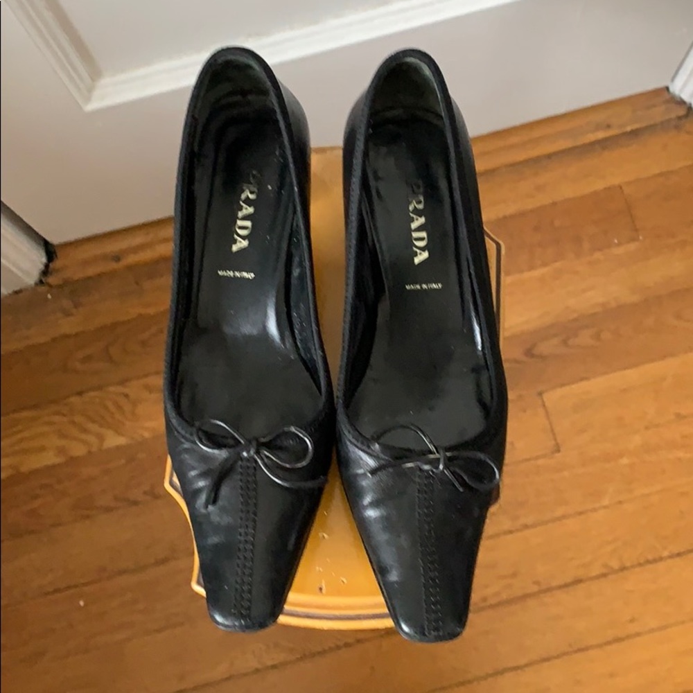 Prada Low Heeled Black Leather Shoes Size 6 1/2